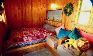 First Class Backpackers Inn - FBI AWAJI