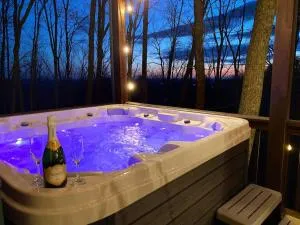 MTN Cabin Sleeps 10 - 5 Mins To Fishing & Camping - Northcutt