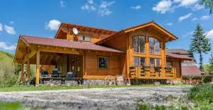 Hargita Udvarhaz Zetevaralja - Sub Cetate