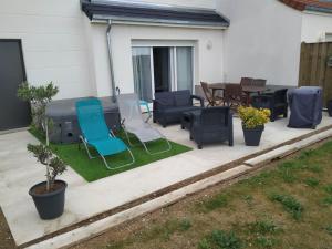 charmante maison au calme avec jardin, terrasse et jacuzzi