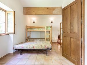 Maisons de vacances Natural stone house in stunning location with small beach at 300 metres : photos des chambres