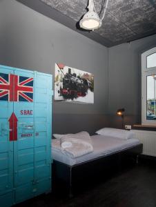 Triple Room with Bathroom room in Hostel am Bahnhof