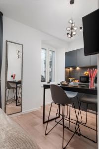 Deluxe Apartments In the Center