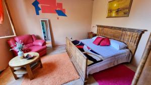 Apartment Zuzi with garden 300m to the beach