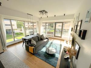 New Exclusive 2BD apartment by the sea