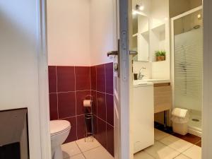 Maisons de vacances Maison Crozon, 3 pieces, 4 personnes - FR-1-370-71 : photos des chambres