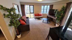 2BR 2Bath L4 Executive Apartment, in City Centre