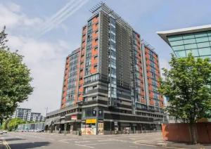 SECC&HYDRO BeAUTIFUL 2BR APARTMENT WITH FREE PARKING