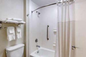 Double Room room in Quality Inn Walterboro
