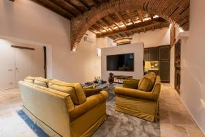 La Bottega del Ferro by Mmega