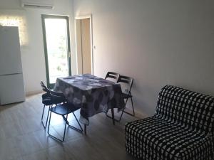 Two-Bedroom Apartment Grandica