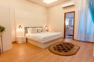 Silver Leaf Apartments