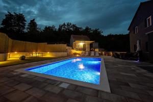 Villa DUKA with heated private pool, Makarska region