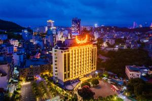 Mường Thanh Holiday Suối Mơ Hạ Long - 4hvězdičkové hotely ve městě Ha Long