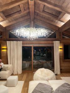 Chalet Whymper avec piscine 150m téléphérique (neuf 2021)