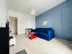 Appartements DnN - Modern chic 1BR # minutes to center Thiers # Wifi, free Netflix and Parking : photos des chambres