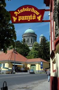 Alabárdos Panzió és Apartmanház