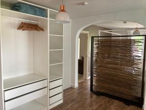 Rustig appartement in het groen met terras