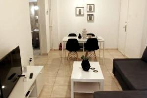 Pagrati apartment Διαμέρισμα Παγκράτι