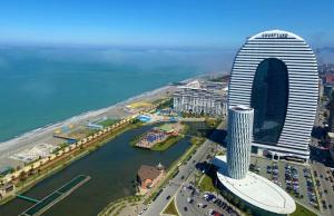 Batumi Beach Side & Sea View Aparthotel