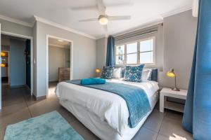 S3nsational Paros-Luxury steps away from the beach