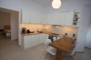 George‘s Place Kastrosikia