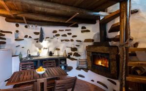 Delightful forest windmill, 10 min away from the beach