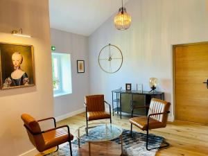 B&B / Chambres d'hotes Le Petit Caviste - Chambres D'hotes & Suites : photos des chambres