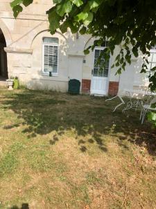 Charmant gite en rez-de-jardin