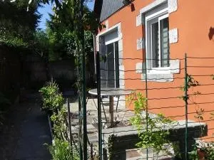 Gîte typique Avesnois, familial avec terrasse, proche forêt et activités locales - FR-1-510-177 - 瓦朗西纳