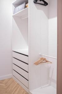 Spacious brand new modern apartment in Old Town