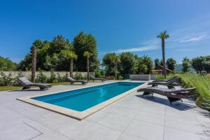 Villa Palma with Heated Private Pool