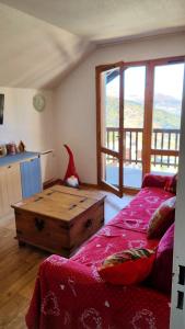 Appartement cosy à Valmeinier avec vue montagne et piscine