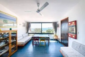 Is Traias home holidays - Simius