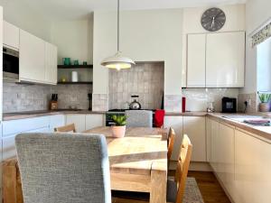 Brecon View by Switchback Stays