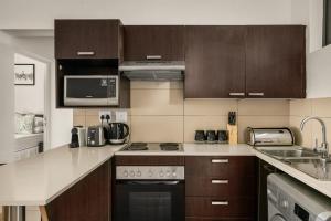 V&S Apartments - Immaculate Luxury Apartment in Fourways, Johannesburg