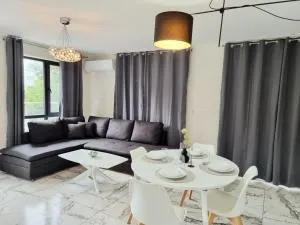 АПАРТАМЕНТ АМАЯ - 斯利文斯齐米纳勒尔尼巴尼 АПАРТАМЕНТ АМАЯ - 斯利文斯齐米纳勒尔尼巴尼