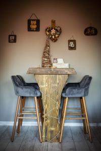 Exquisite 3 room apartment in the heart of thetown