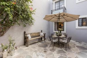 Casa Recreo King Suite Apartments in Centro, San Miguel de Allende