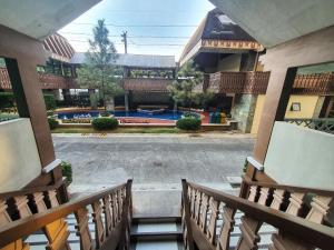 SweetSuites at Pine Crest #T3-239