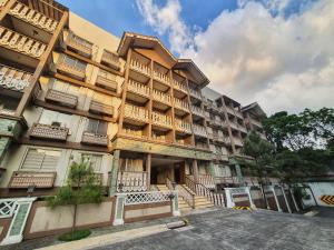 SweetSuites at Pine Crest #T3-239