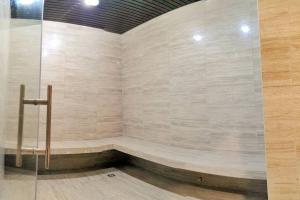 Lovina 25-12 at Formosa Residence - Nagoya