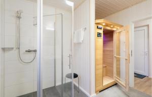 Cozy Home In Ostseeresort Olpenitz