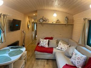 Campings La roulotte de bonneval : photos des chambres