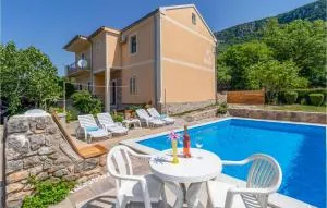 Cozy Home In Grizane With Kitchen - Barci