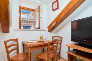 Hedera Estate, Hedera A21