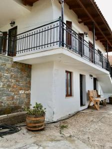 Anogeio - Traditional house in Tikhion