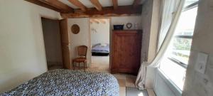 B&B / Chambres d'hotes Suite de charme dans une maison charentaise : photos des chambres