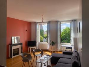 Appartements Agreable maison de bourg aux portes de TOURS : photos des chambres