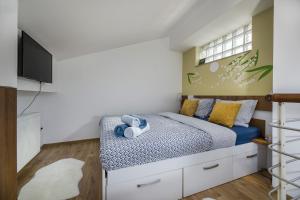 Bucharest Penthouse with Sauna and Terrace